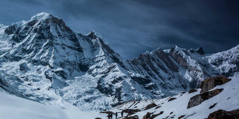 平稳度过更年期：中医智慧与现代营养运动方案全解析